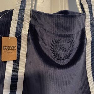 VS-Pink - Velour shoulder bag